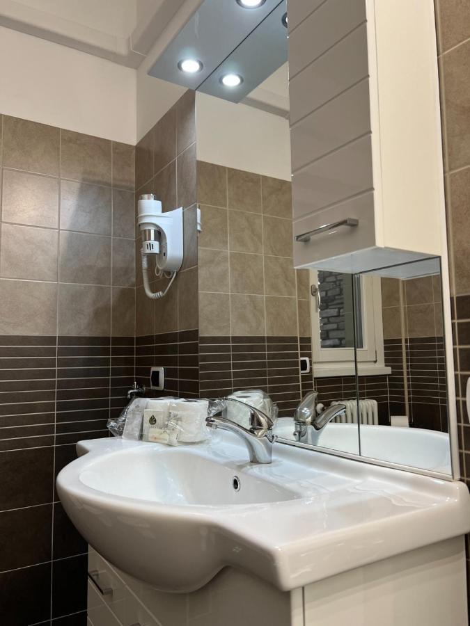 Alexandra'S Sunset Apartment Domaso Ngoại thất bức ảnh